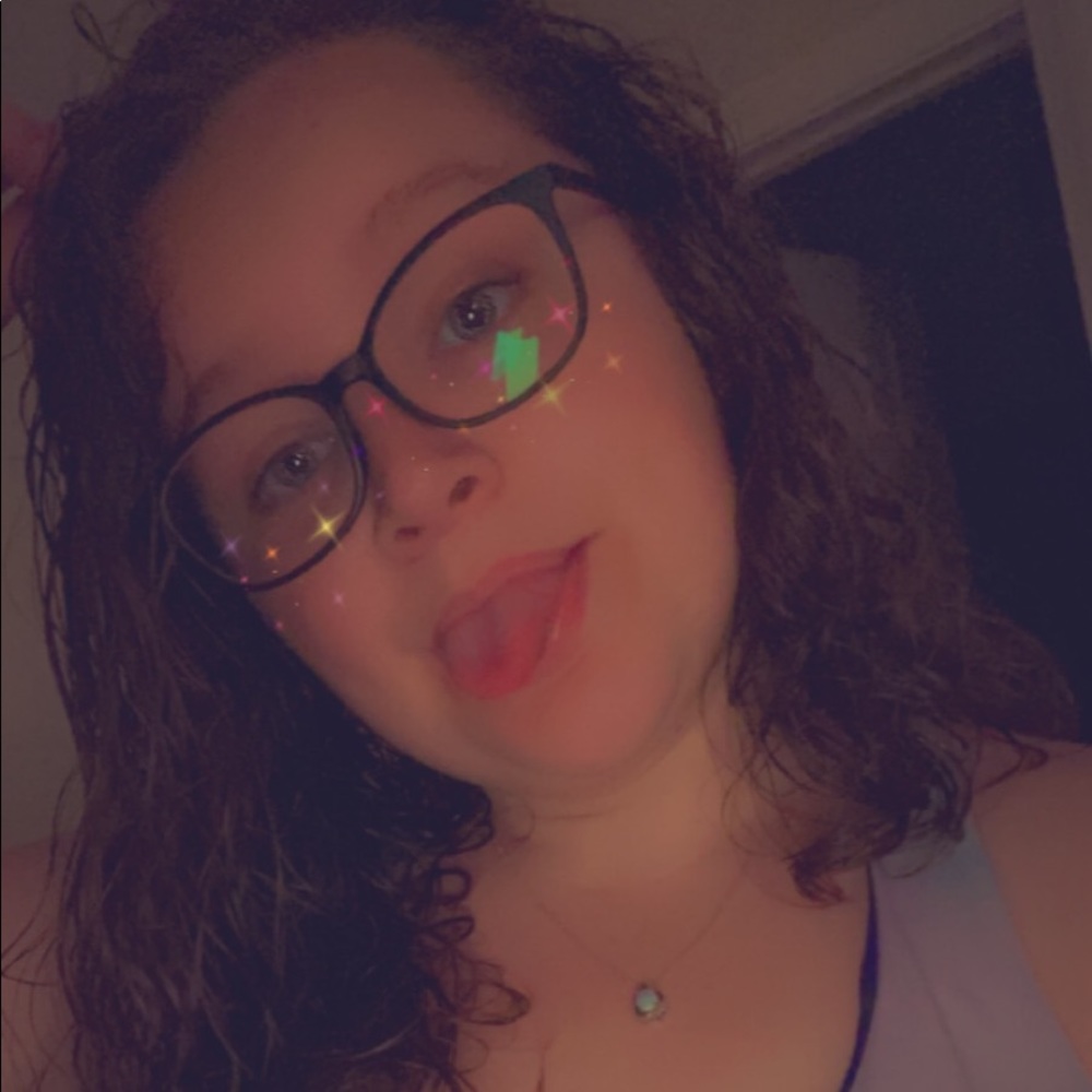 Meet your Posher, Kaitlyn